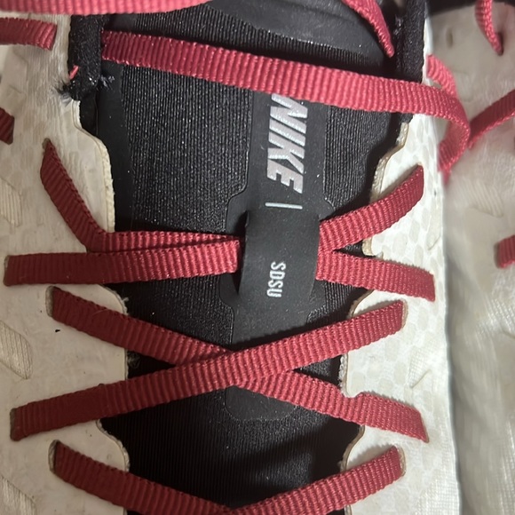 used mens Nike Zoom Fly Flyknit Men's Running in mens 12 have a SDSU tag - Picture 4 of 6